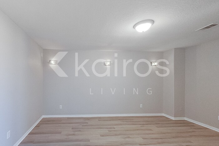 Building Photo - 19623 Gentle Creek Way