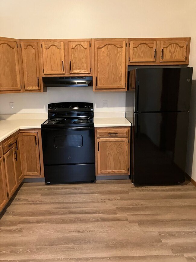 Building Photo - Updated Ranch with 2 Bedrooms, 1 Bath, and 1-Car Attached Garage in Troy, Ohio - Your Perfect Hom...