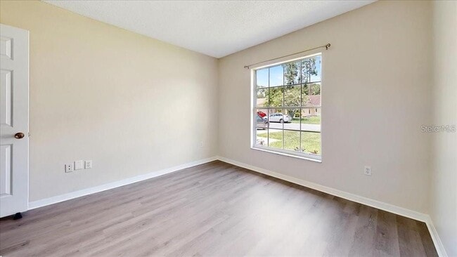 Building Photo - 1910 Ellery Ln