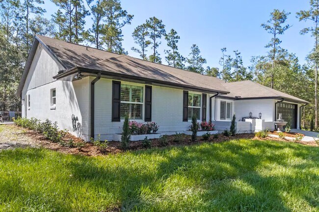 Building Photo - 760 Mallard Dr