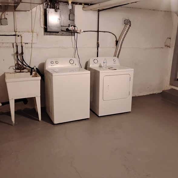 laundry - 536 Spikenard St