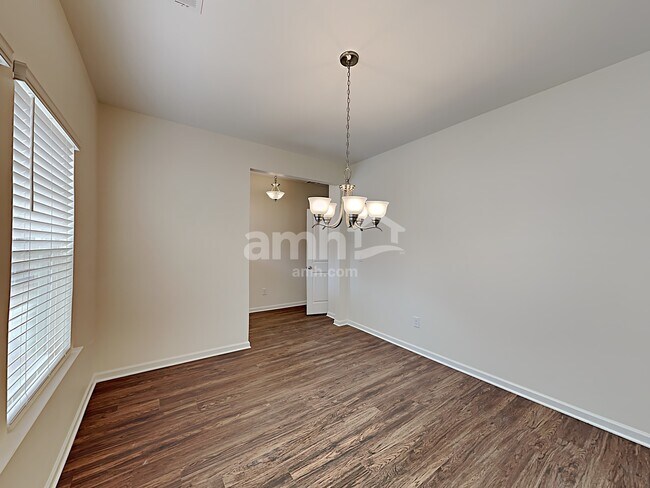 Building Photo - 29 Shelby Ct