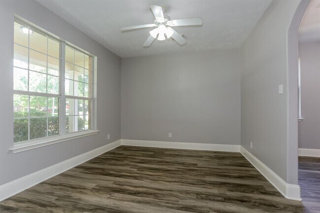 Building Photo - 2207 Stoneycreek Park Ct