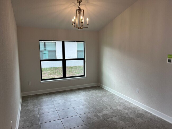 Building Photo - Rent this brand-new home in Davenport today!