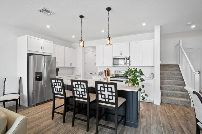 Building Photo - 3550 NW Solange Ct