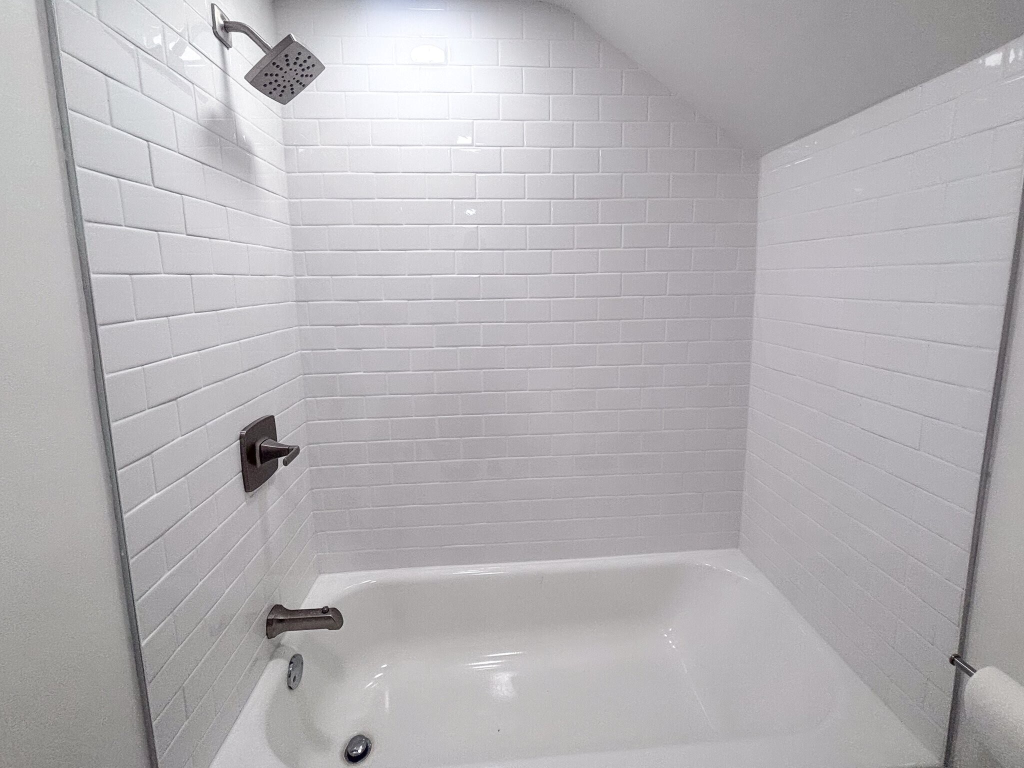 Building Photo - 38 Judith St