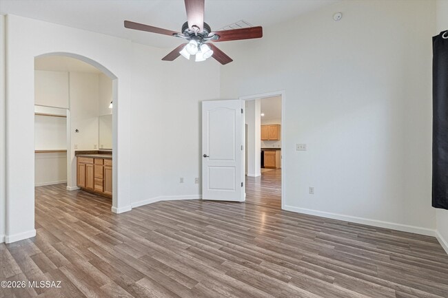 Building Photo - 60958 Cantle Ct