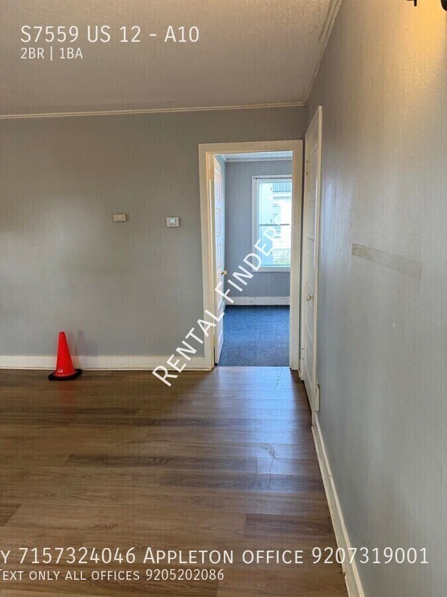 Building Photo - S7559 US-12