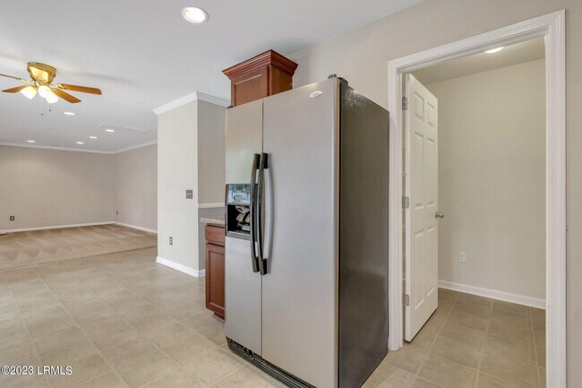 Building Photo - 7 Harbison Pl