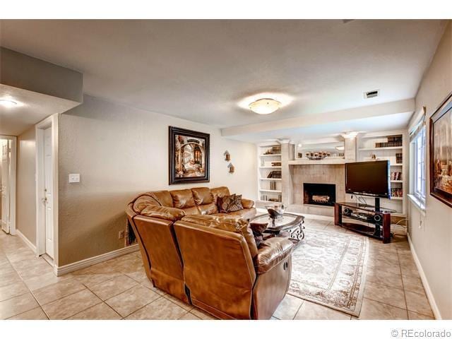 Building Photo - 7795 S Poplar Way