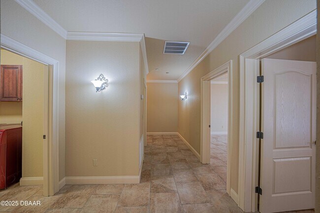 Building Photo - 5090 Riverside Dr