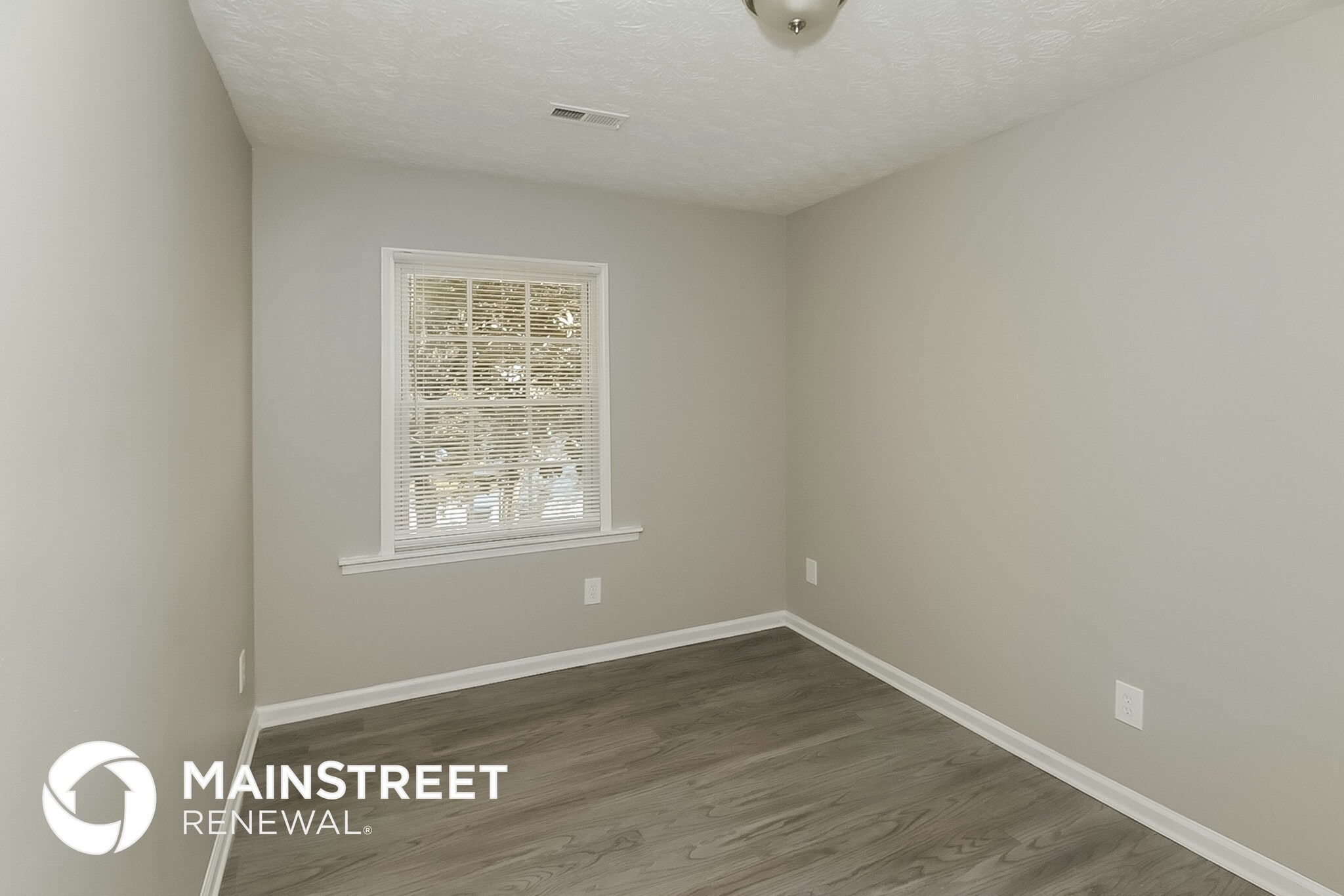 Building Photo - 9224 Raven Dr