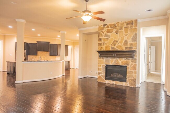 Building Photo - 28426 Tanner Crossing Ln