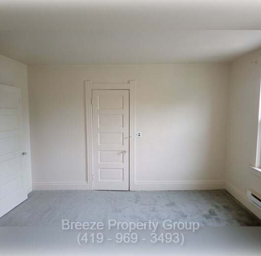 Building Photo - 713 Orchard St