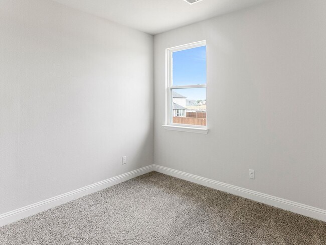 Building Photo - 427 Magellan Rd