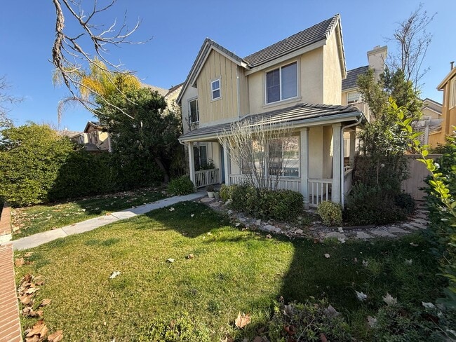 Building Photo - Spacious 3-Bedroom Home in the Andorra Community of Valencia!