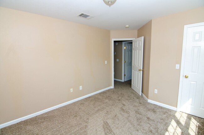 Building Photo - Chapmans Retreat home