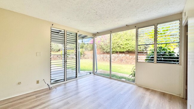 Building Photo - SPACIOUS 4 BEDROOM HOME IN DESIRABLE AIEA ...