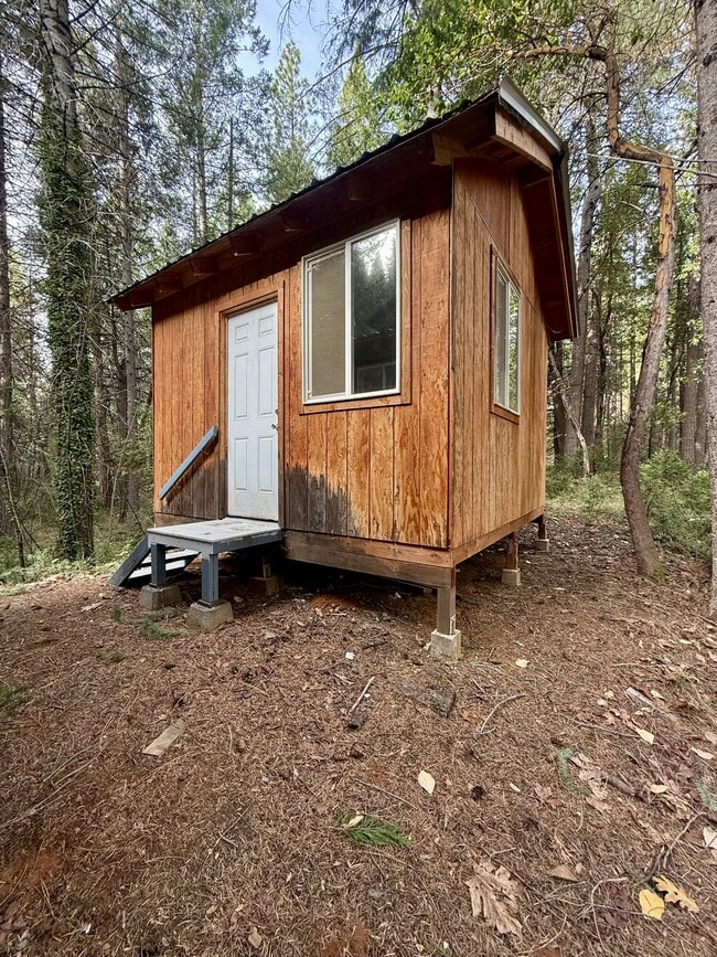 Building Photo - 17723 Lazy Dog Rd