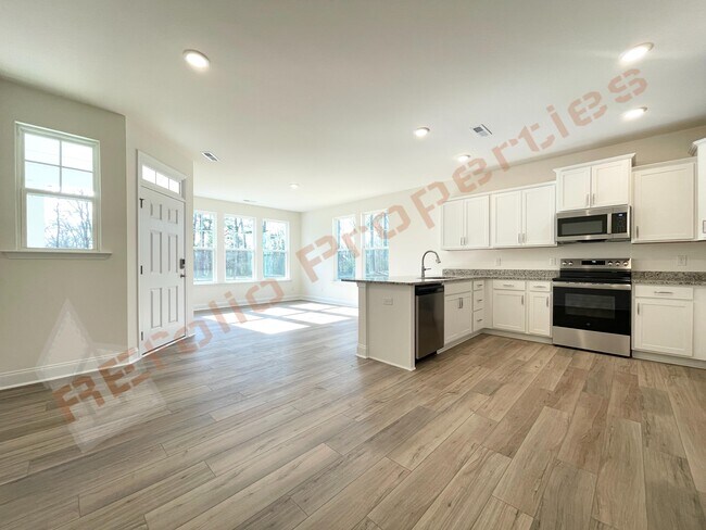 Building Photo - 6429 Granite Quarry Dr