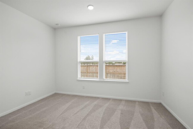 Building Photo - 24705 Cherry Log Ln