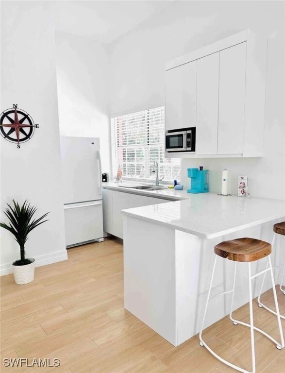 Building Photo - 2881 Santa Barbara Blvd