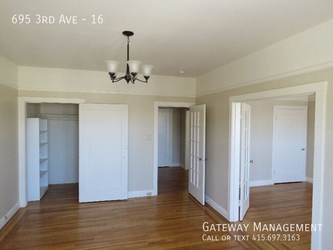 Building Photo - Very large top corner 1 bdrm new kitchen, ...