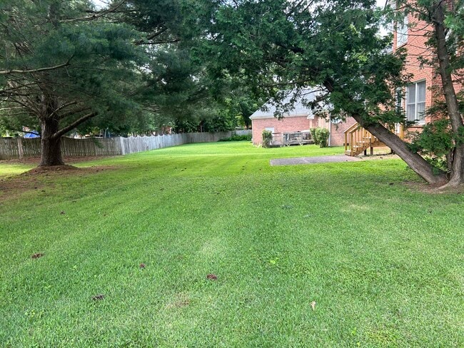 Building Photo - 2731 New Port Royal Rd