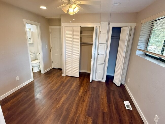 Building Photo - 7428 S 700 E