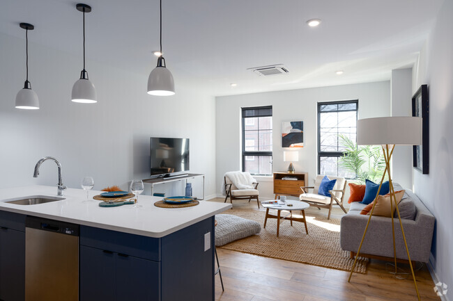 Interior Photo - Fairmount North