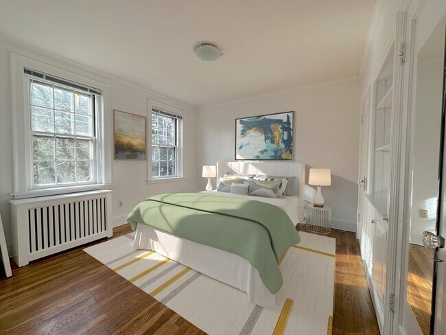 Building Photo - 35 Bowdoin St