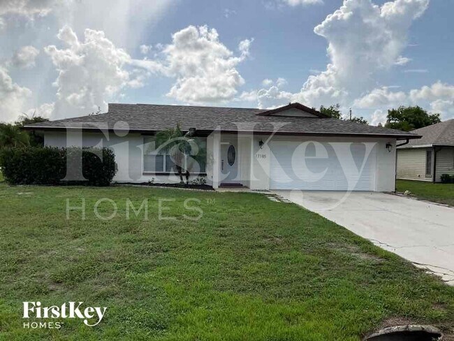 Building Photo - 17185 Phlox Dr