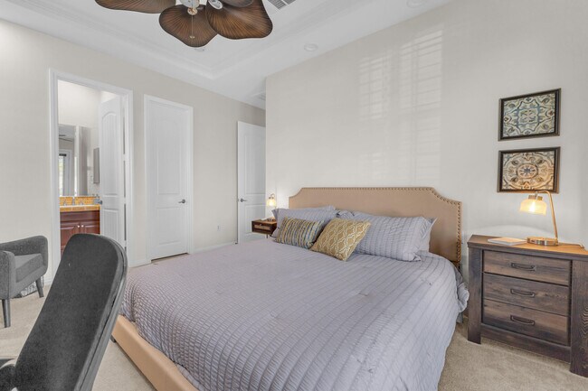 Building Photo - 81715 Charismatic Way