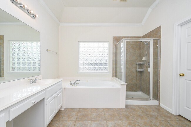 Building Photo - 4703 Camden Brook Ln
