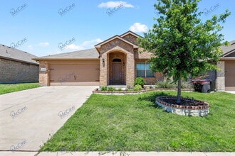 Building Photo - 2720 Gains Mill Dr