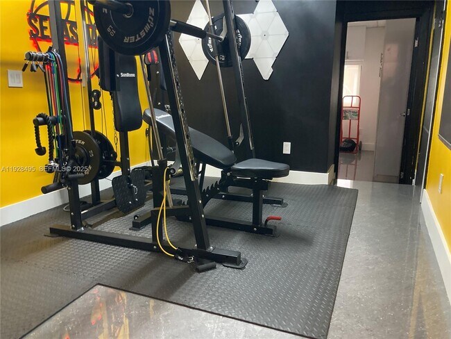 Building Photo - 7524 Mutiny Ave