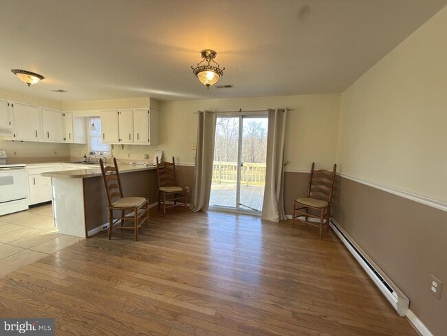 Building Photo - 18077 Raven Rocks Rd