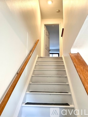 Building Photo - 87 Towne House Rd