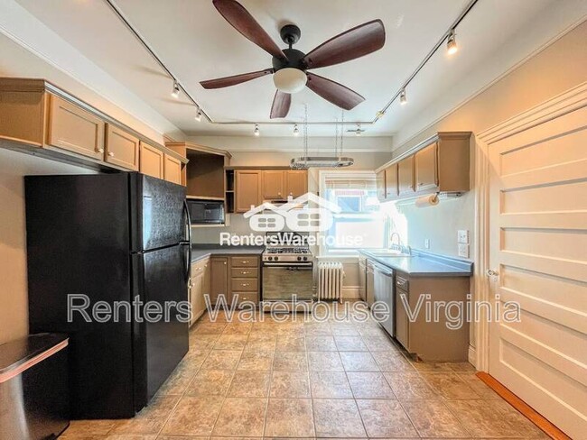 Building Photo - 1111 Colley Ave