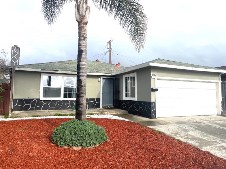 Building Photo - 3177 Gawain Dr