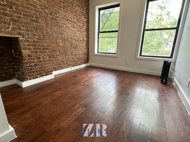 Building Photo - 1486 Bedford Ave