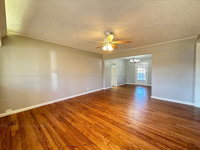 Building Photo - For Lease | Brookside | $1250 Rent