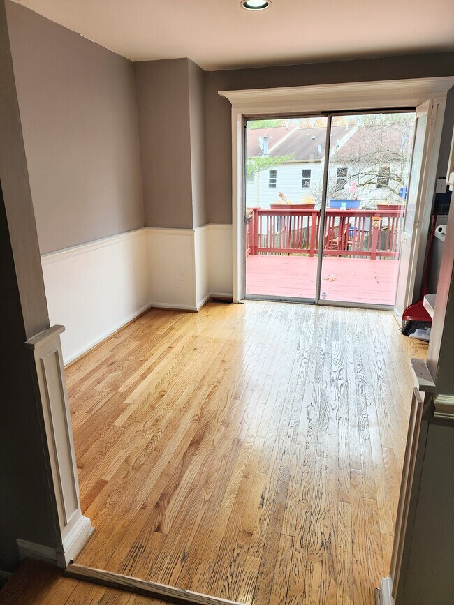 Building Photo - 18859 McFarlin Dr