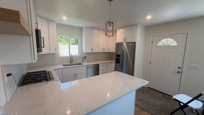 Building Photo - 2036 Primrose Way