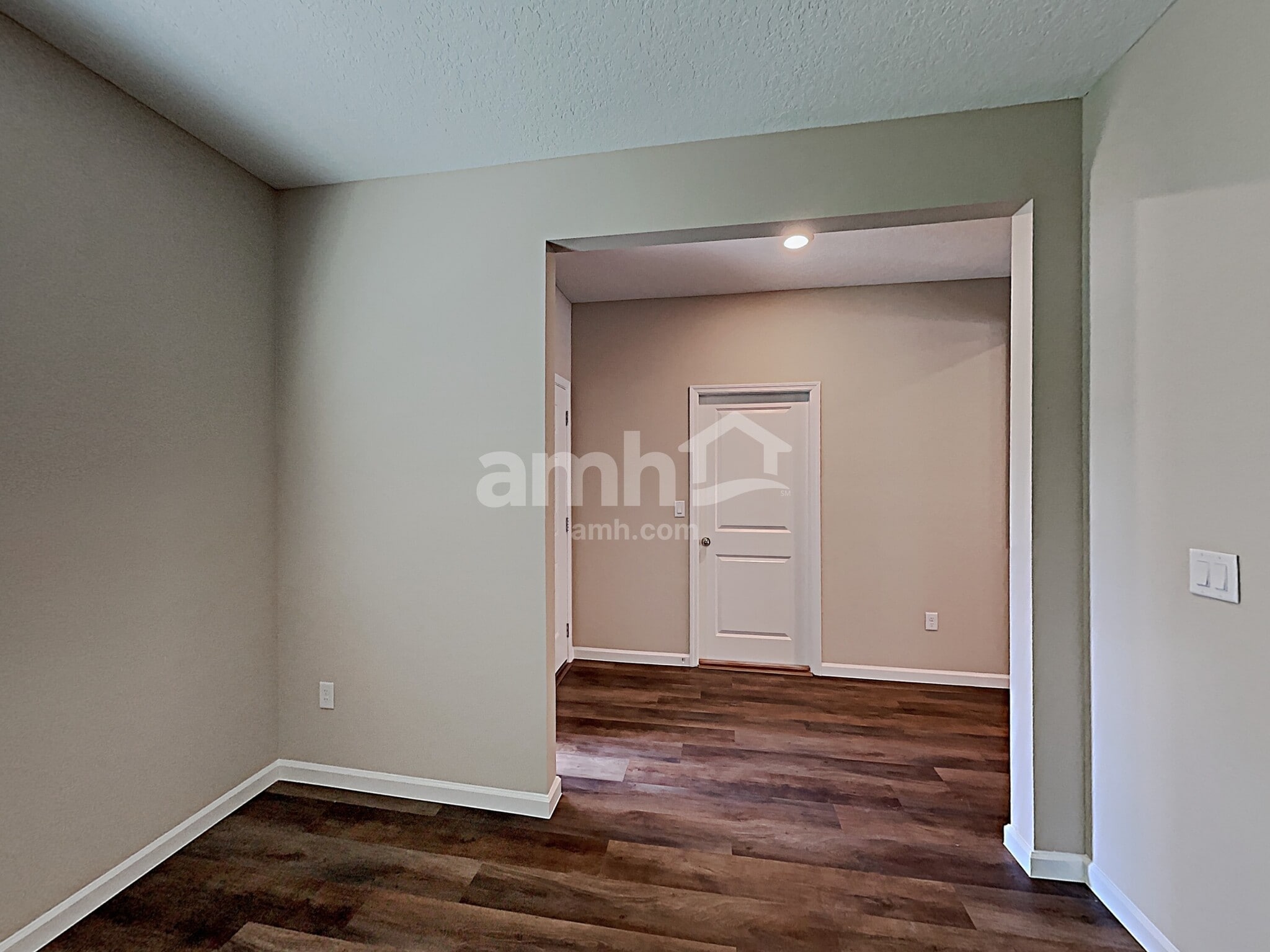 Building Photo - 119 Stone Arbor Ln