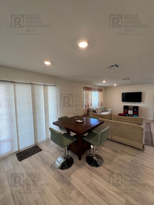 Building Photo - Spacious Corner Lot Home in Desirable Winchester Community – 3 Bed + Office + Large Backyard!