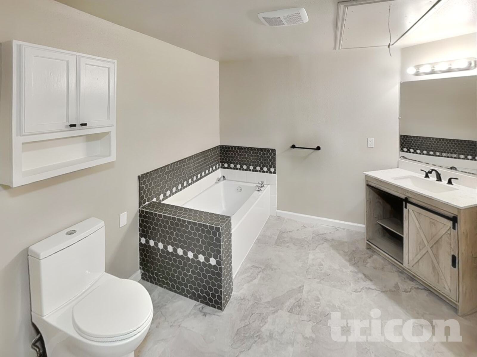 Building Photo - 12317 NE 33rd St