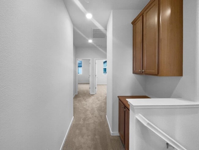 Building Photo - 3234 Bridgeway Dr