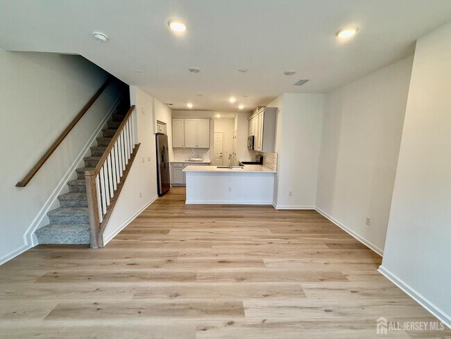 Building Photo - 400 Willow St