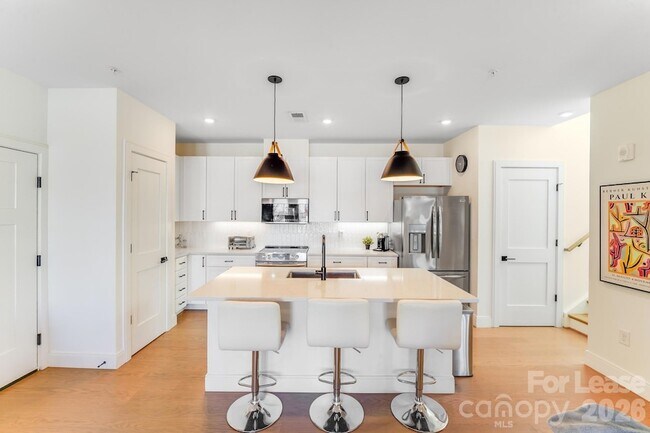 Building Photo - 3000 South Blvd